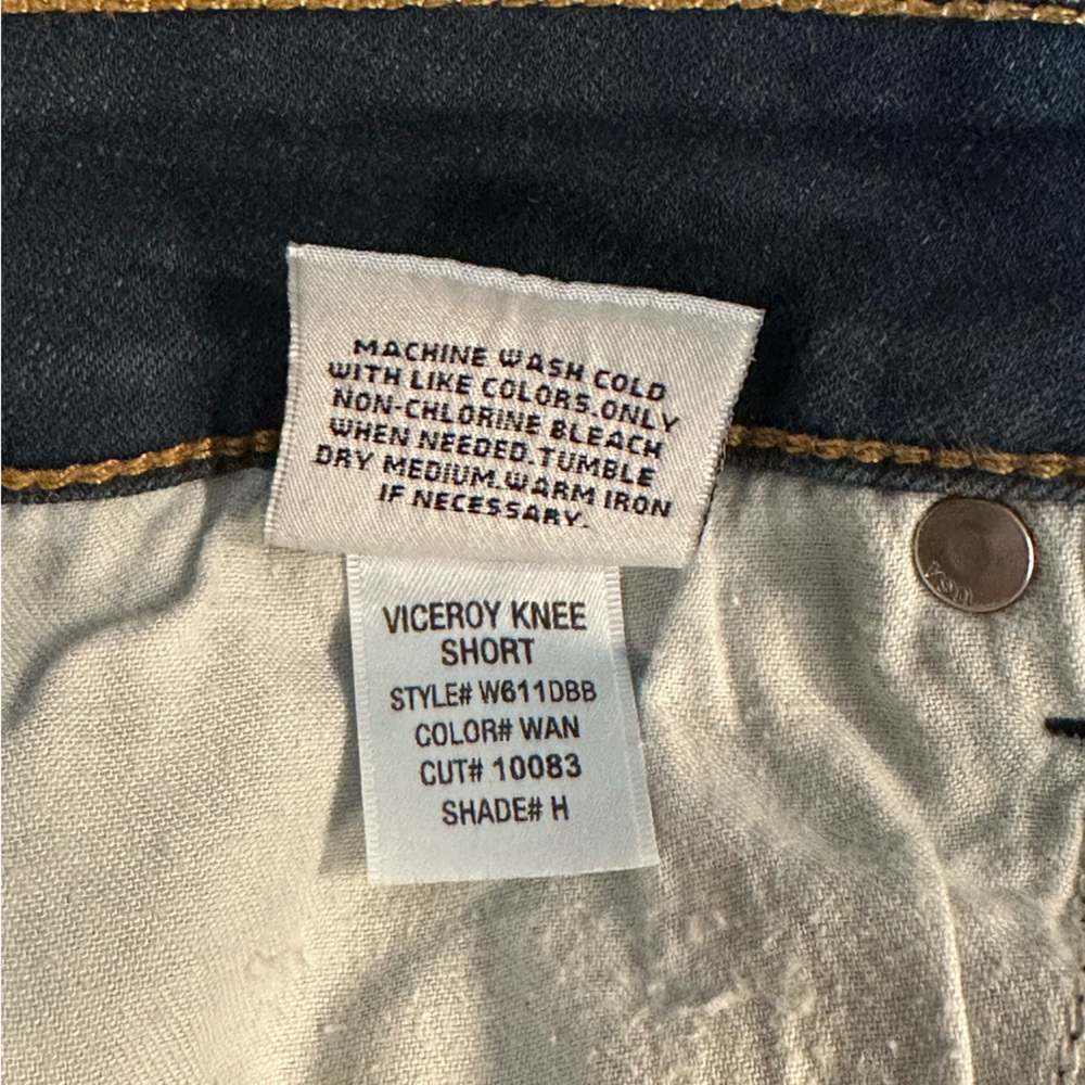 Hudson Jeans Blue Denim Knee Shorts - Picture 9 of 9
